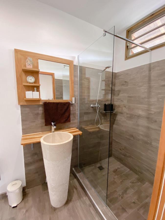 Fare Noanoa Hotell Paea Exteriör bild
