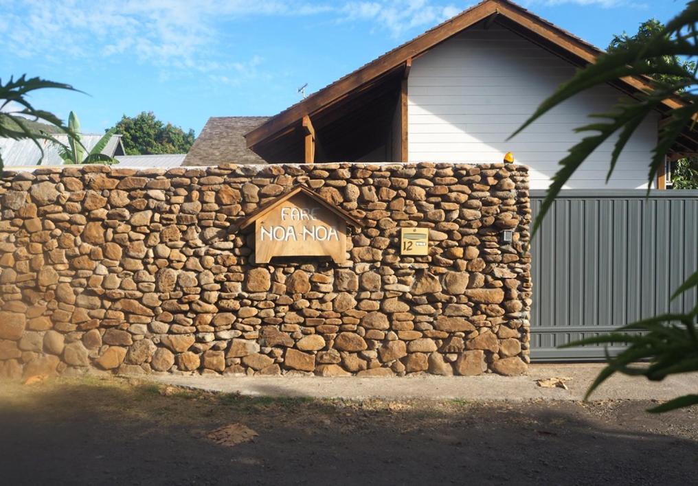 Fare Noanoa Hotell Paea Exteriör bild