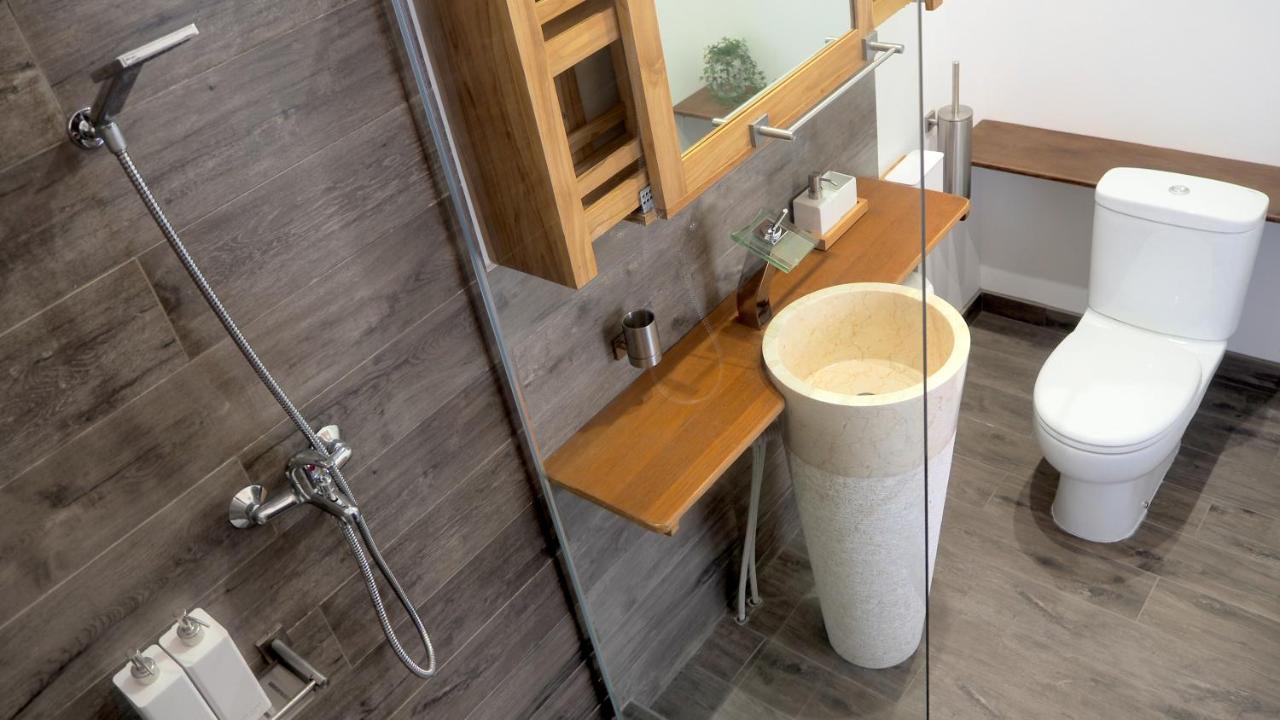 Fare Noanoa Hotell Paea Exteriör bild
