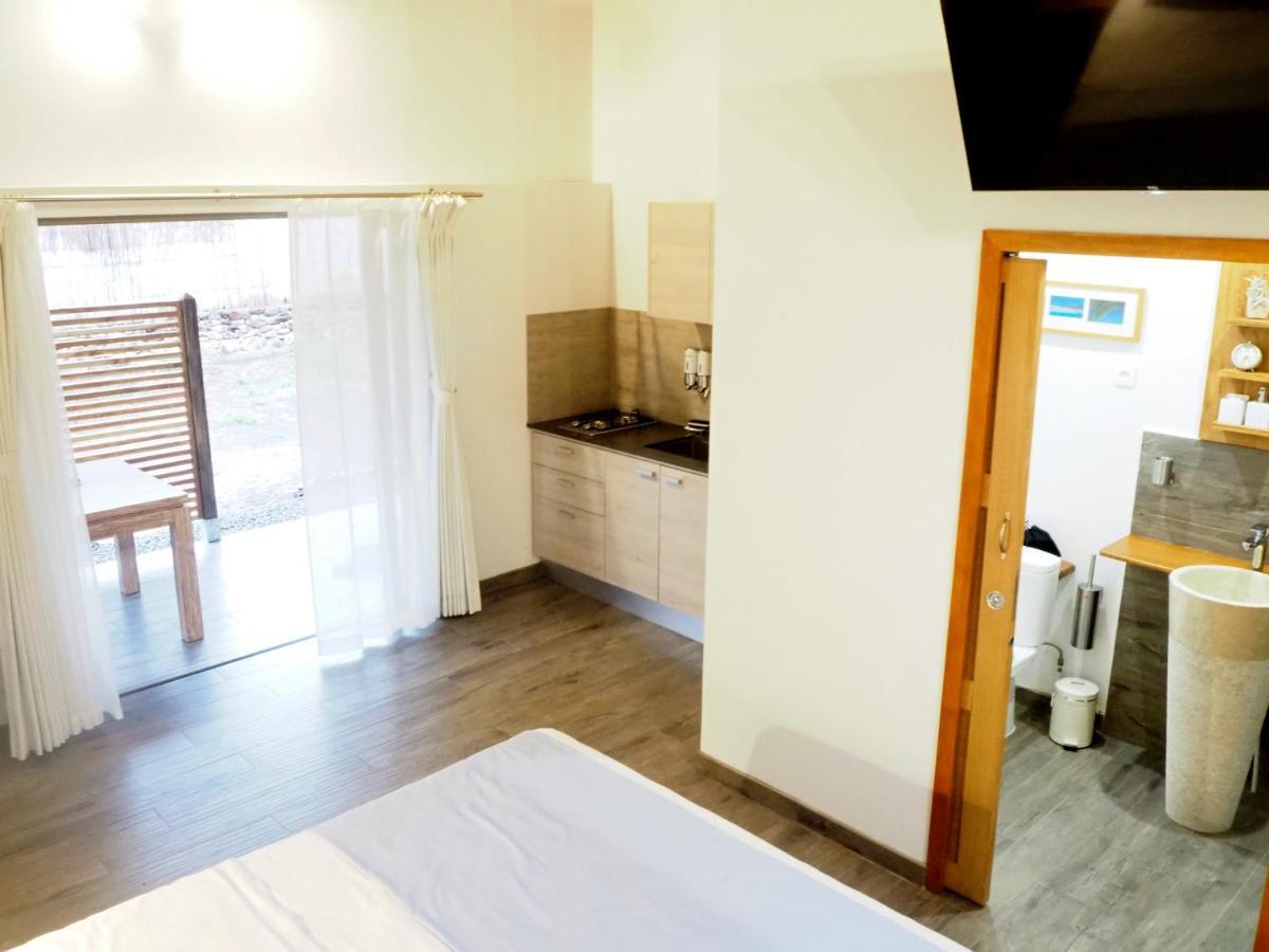 Fare Noanoa Hotell Paea Exteriör bild